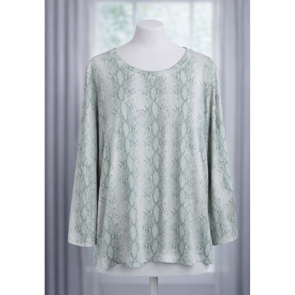 BELLE by Kim Gravel Knit Womens 3x Tunic Top Green White Python Print Stretch